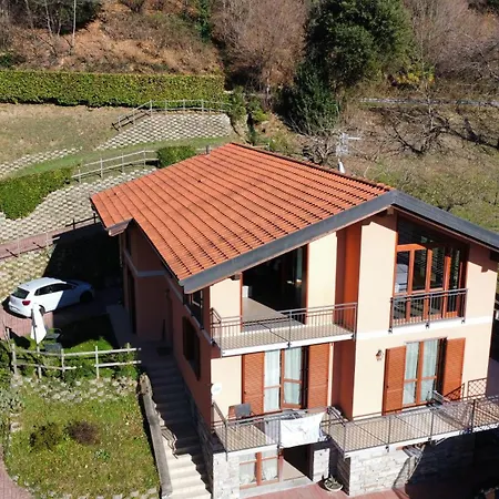 Ai Mughetti Apartment